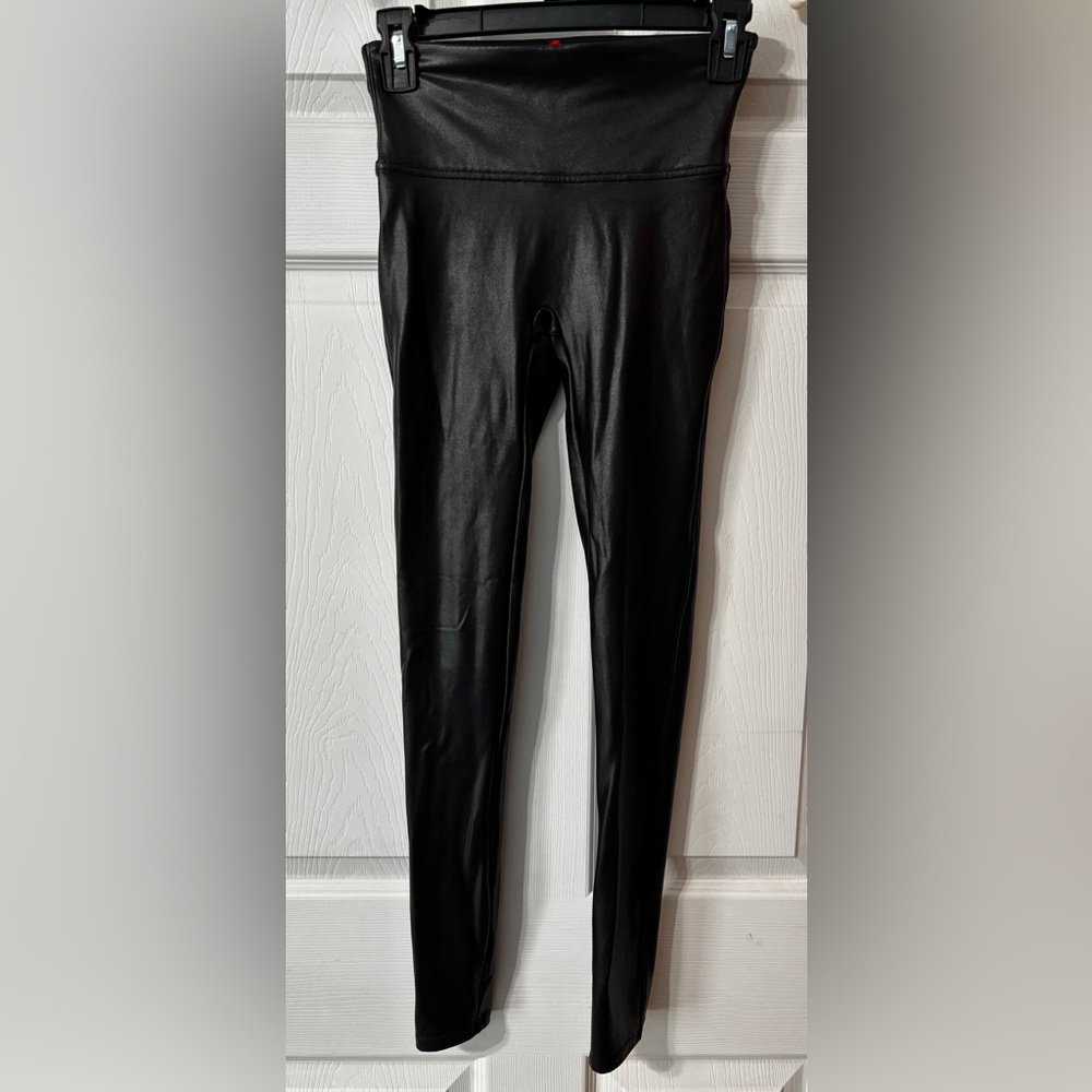Spanx Leggings Womens Sz Small Black Faux Leather Leggings Style 2437 Stretch